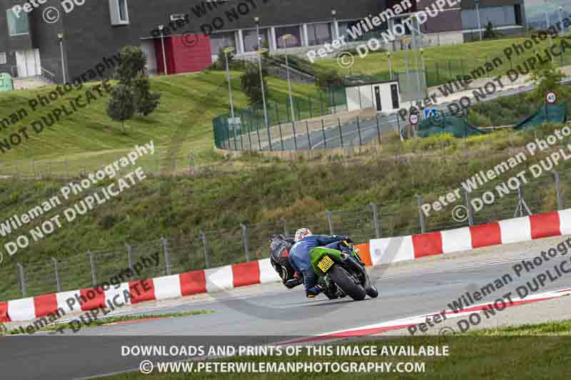 cadwell no limits trackday;cadwell park;cadwell park photographs;cadwell trackday photographs;enduro digital images;event digital images;eventdigitalimages;navarra;no limits trackdays;peter wileman photography;racing digital images;trackday digital images;trackday photos
